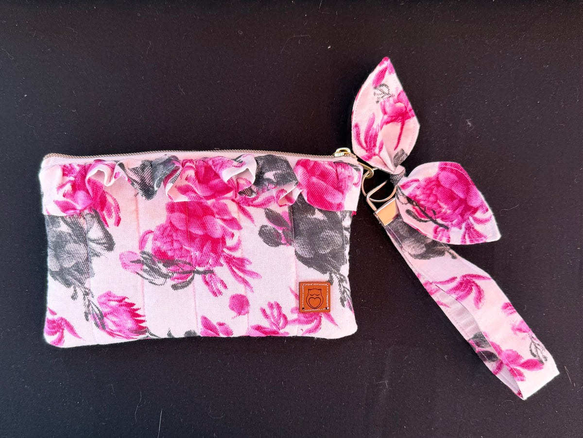 Ruffled phone wristlets