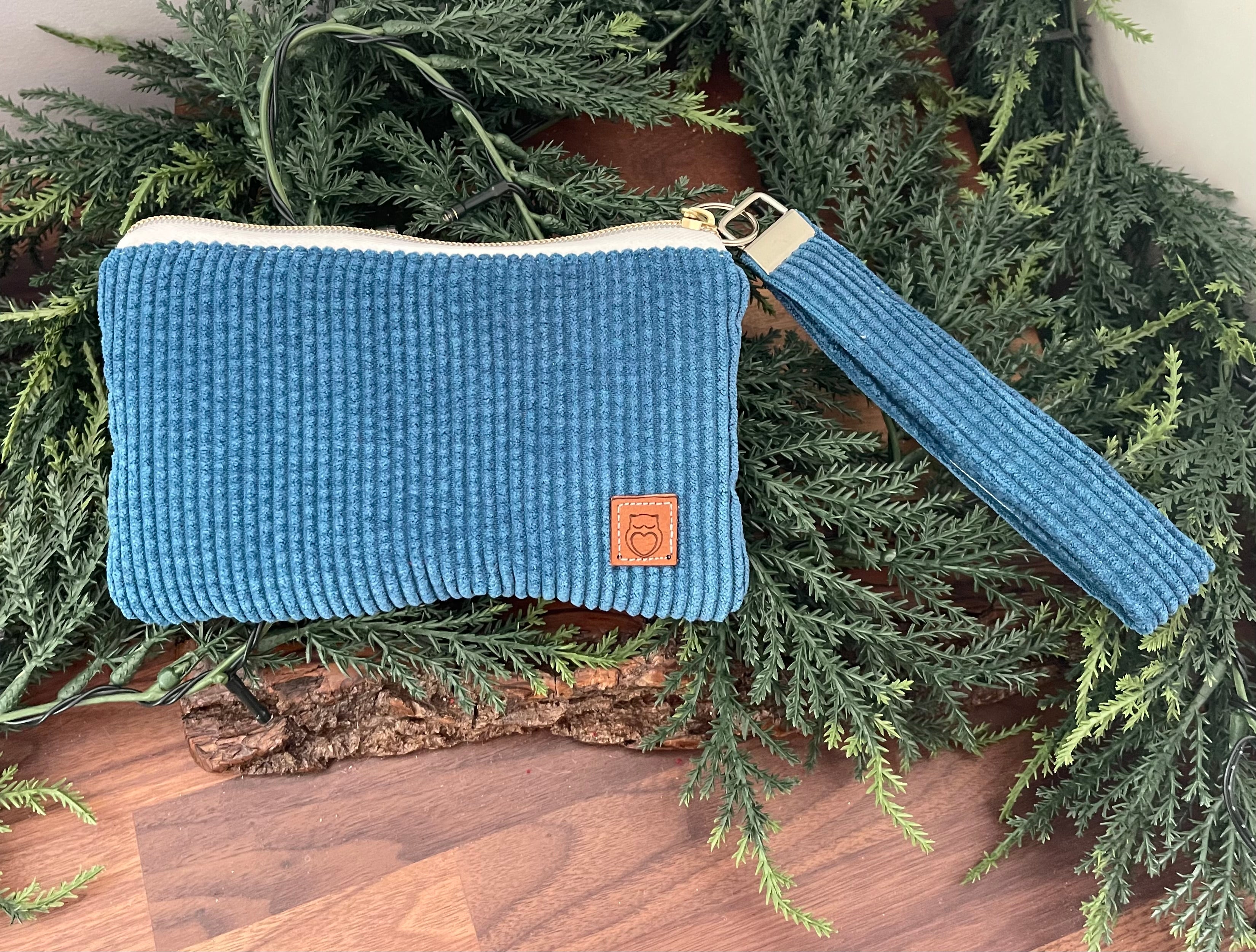 Phone wristlets