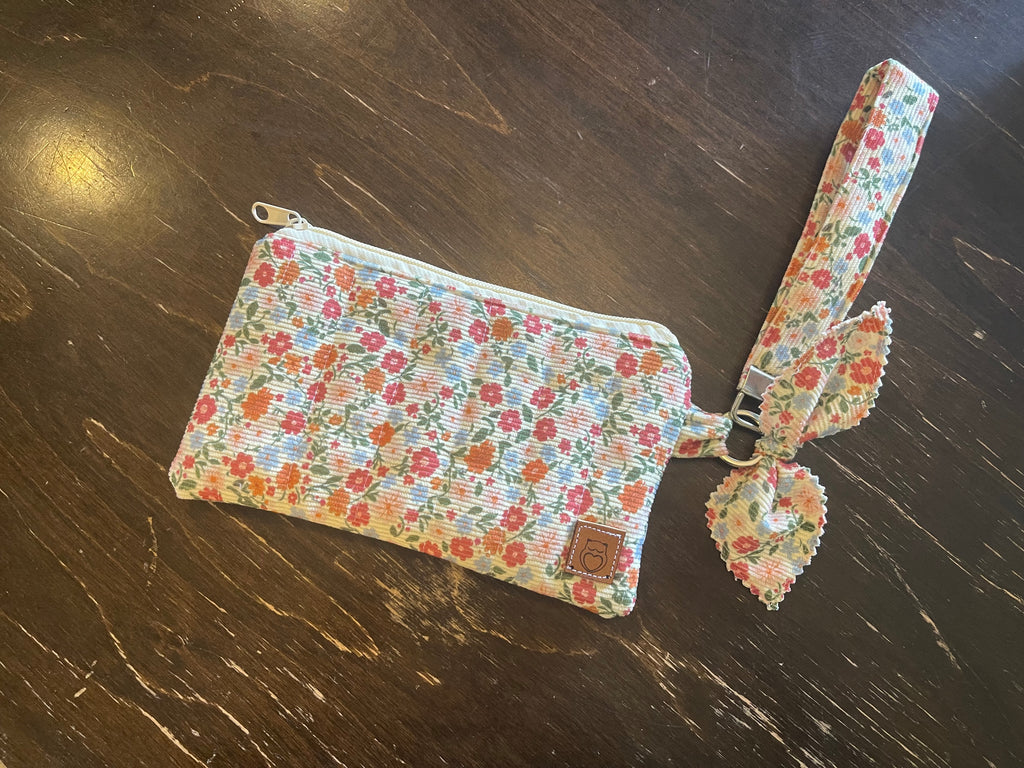 Phone wristlets