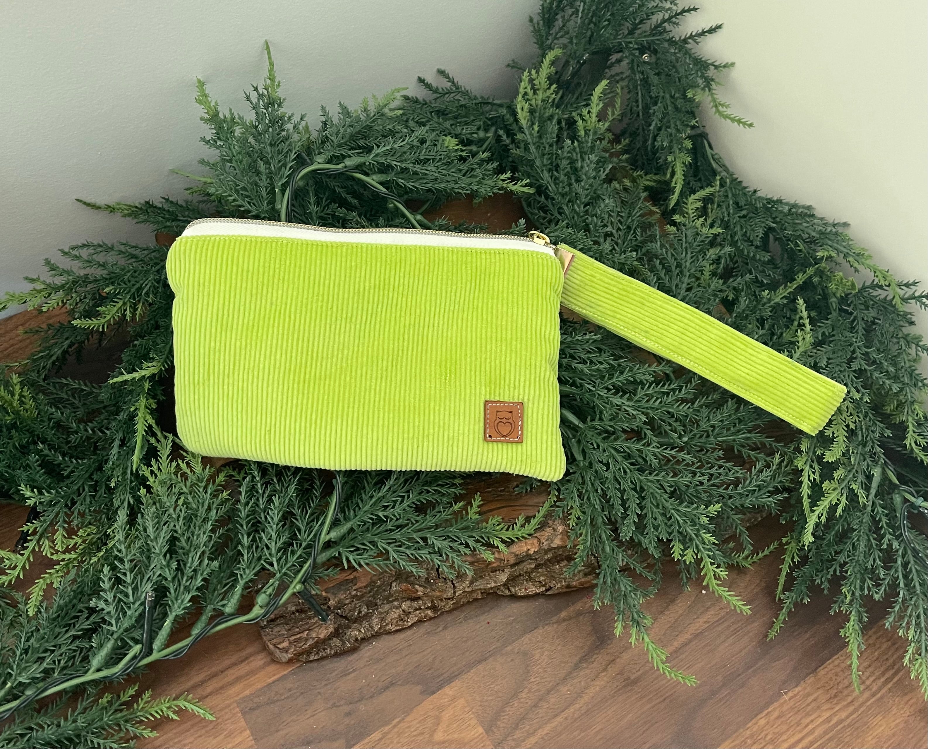 Phone wristlets