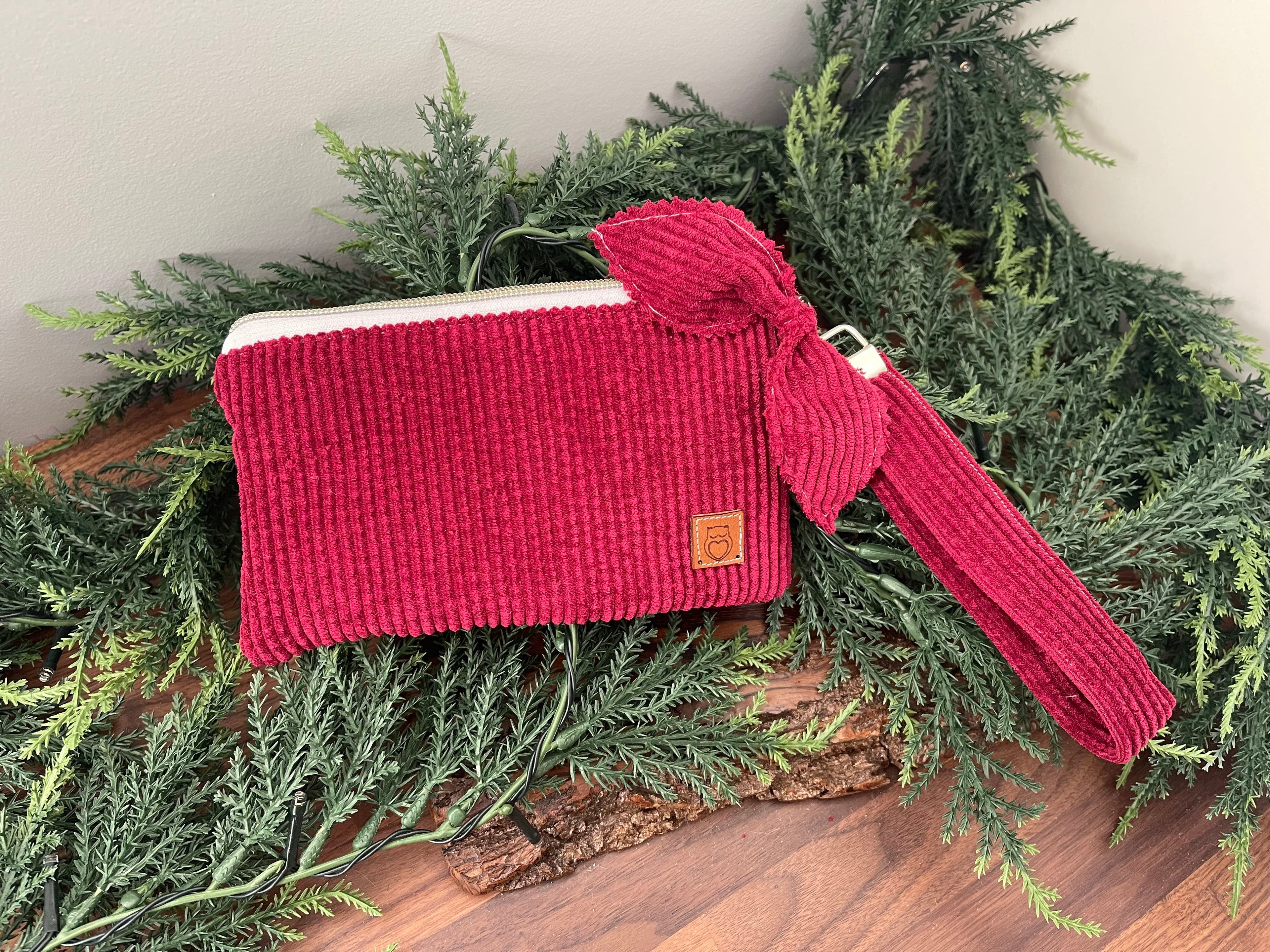 Phone wristlets