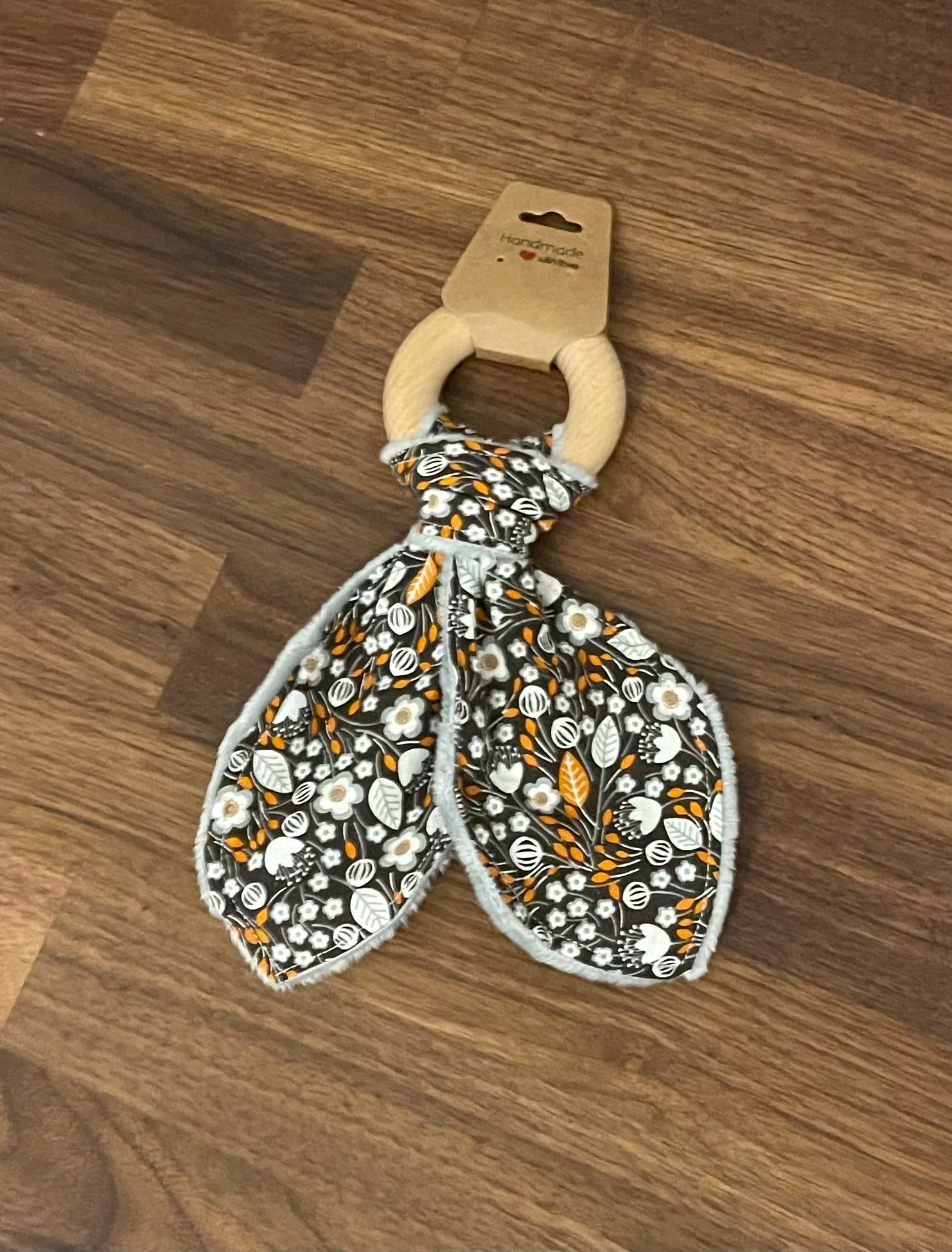 Wood teether