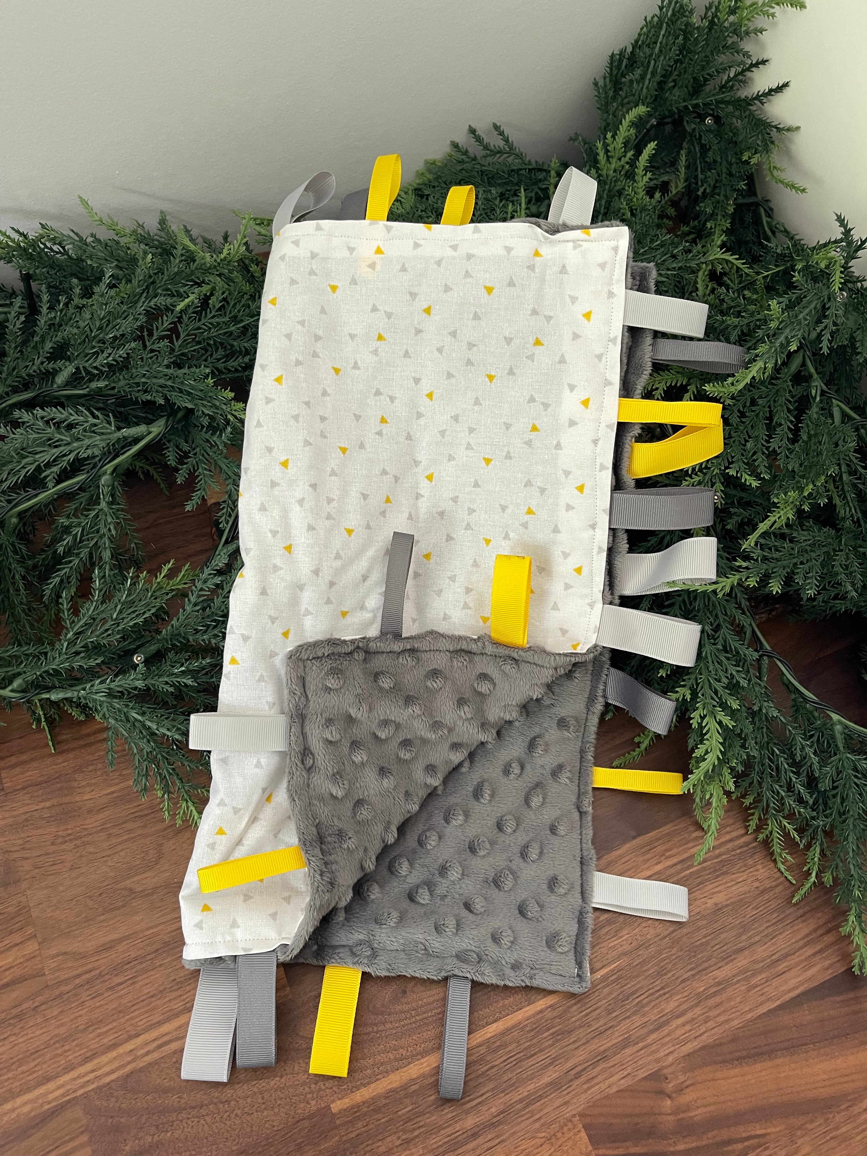 Taggie blanket